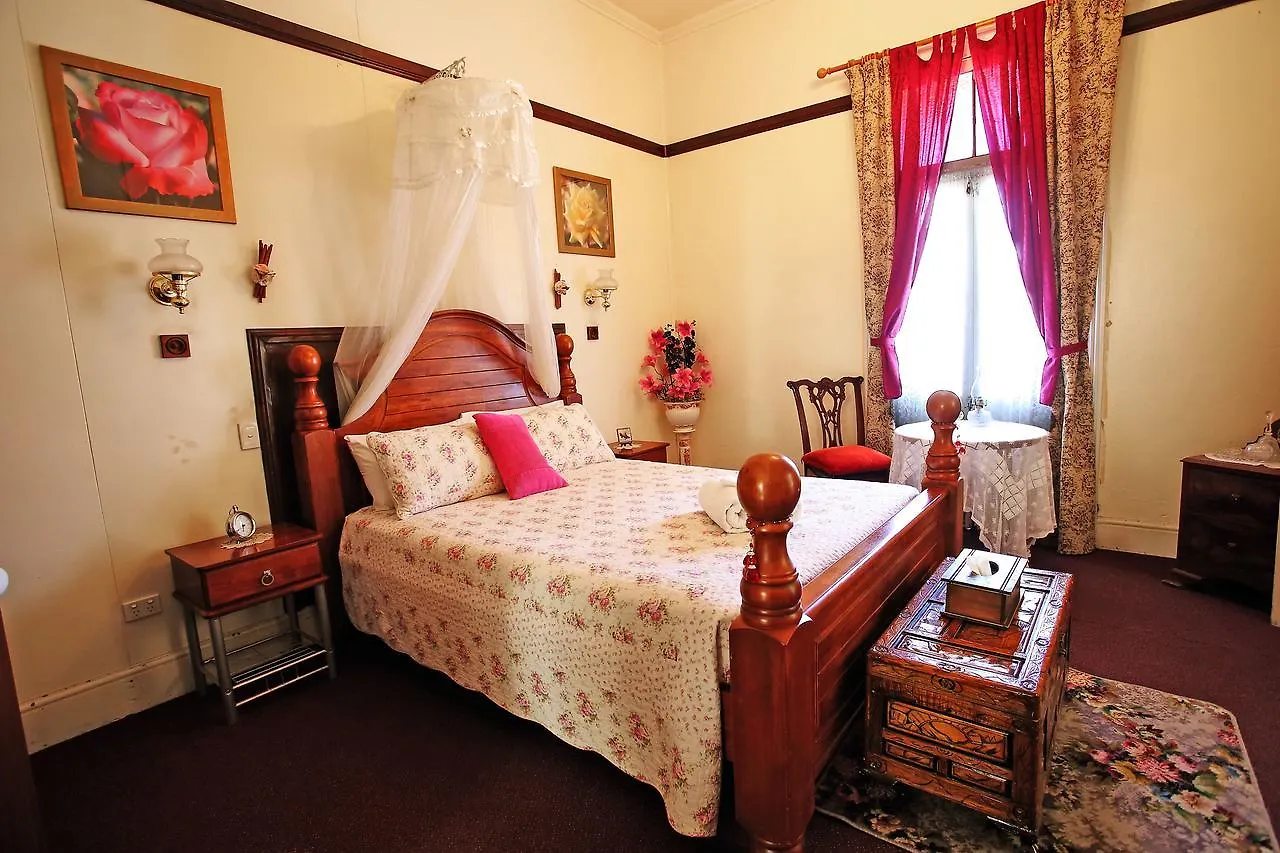 Royal Private Hotel Charters Towers