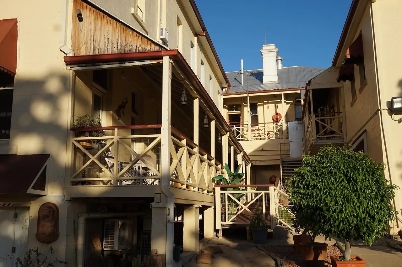 Royal Private Hotel Charters Towers