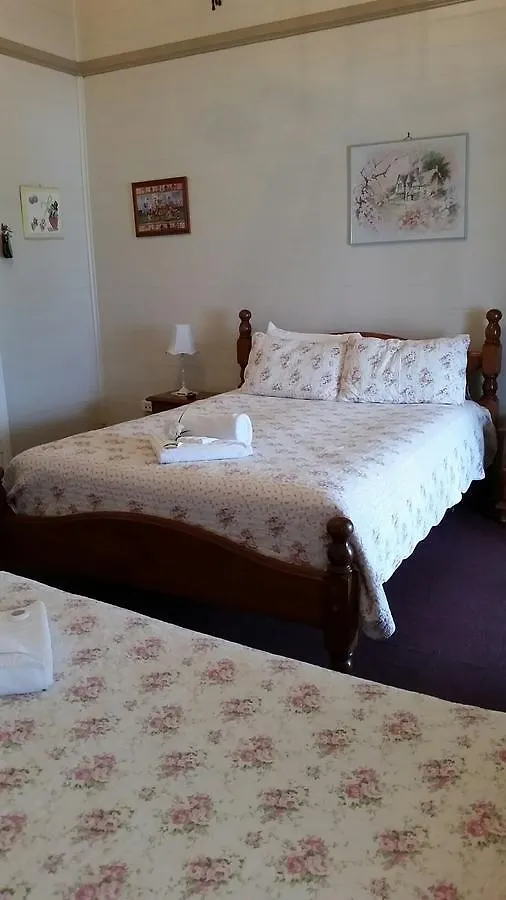 Royal Private Hotel Charters Towers