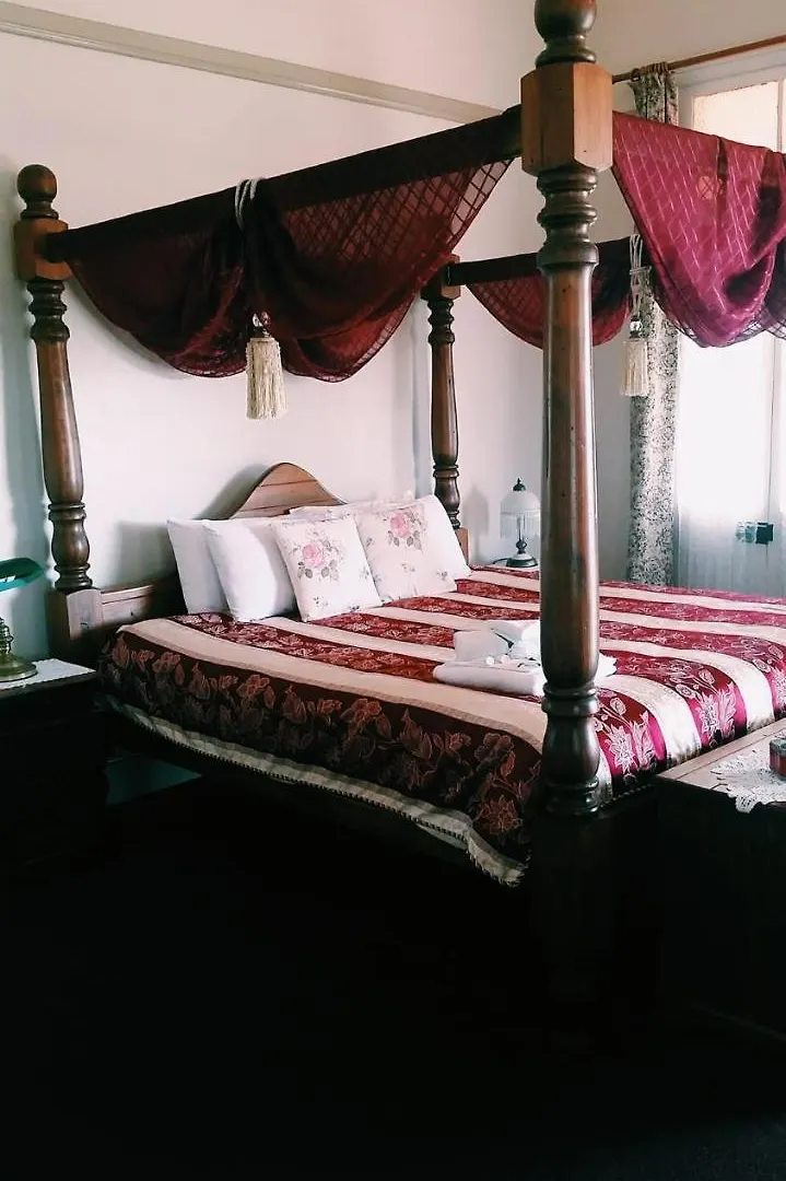 Royal Private Hotel Charters Towers
