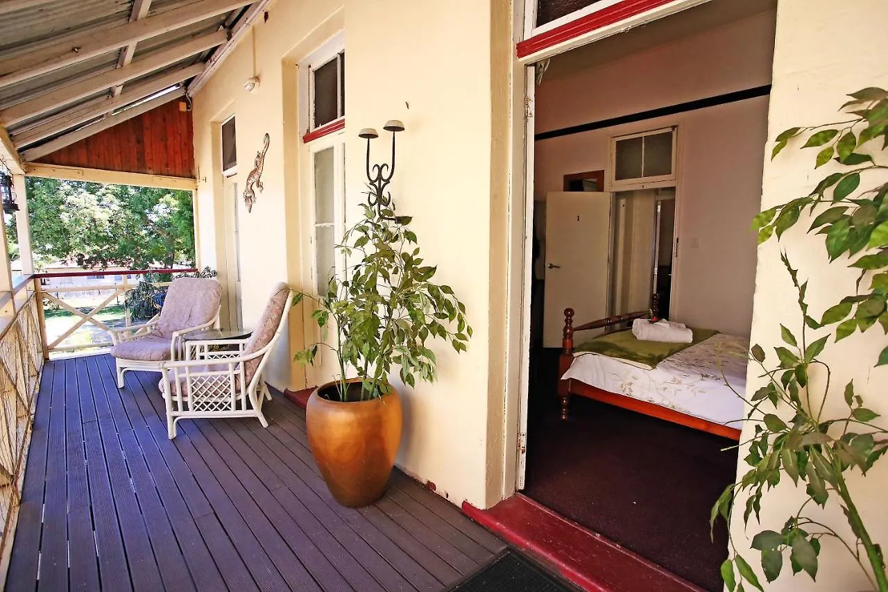 **  Royal Private Hotel Charters Towers Australia